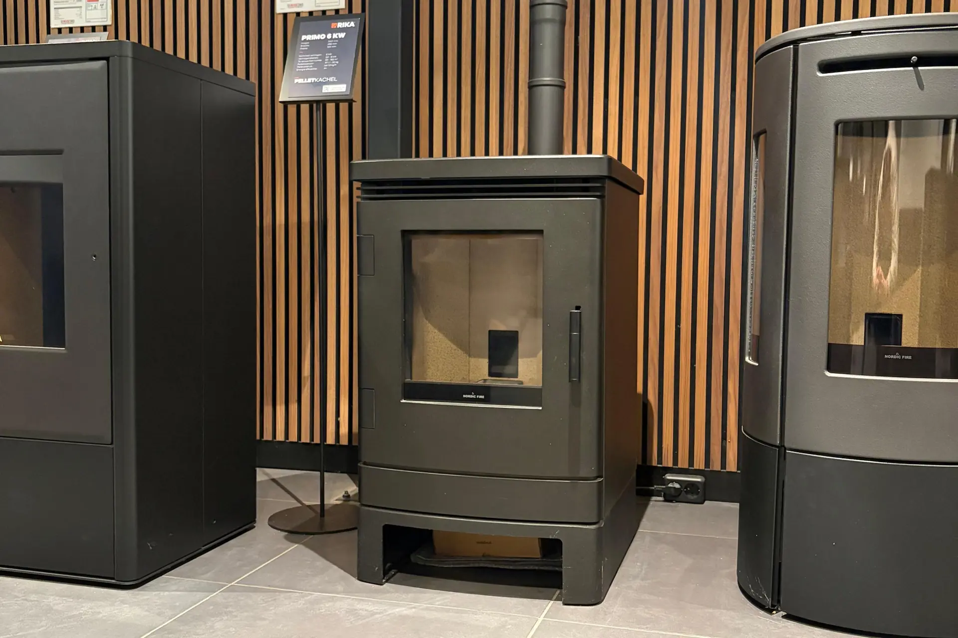 Nordic Fire Finn Op Sokkel