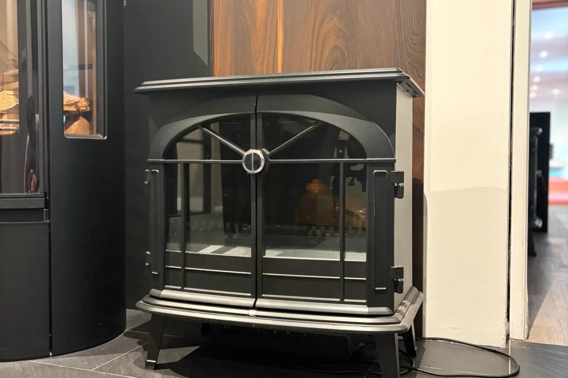 Dimplex Stockbridge Opti Myst Te Zien In Showroom Halle 2