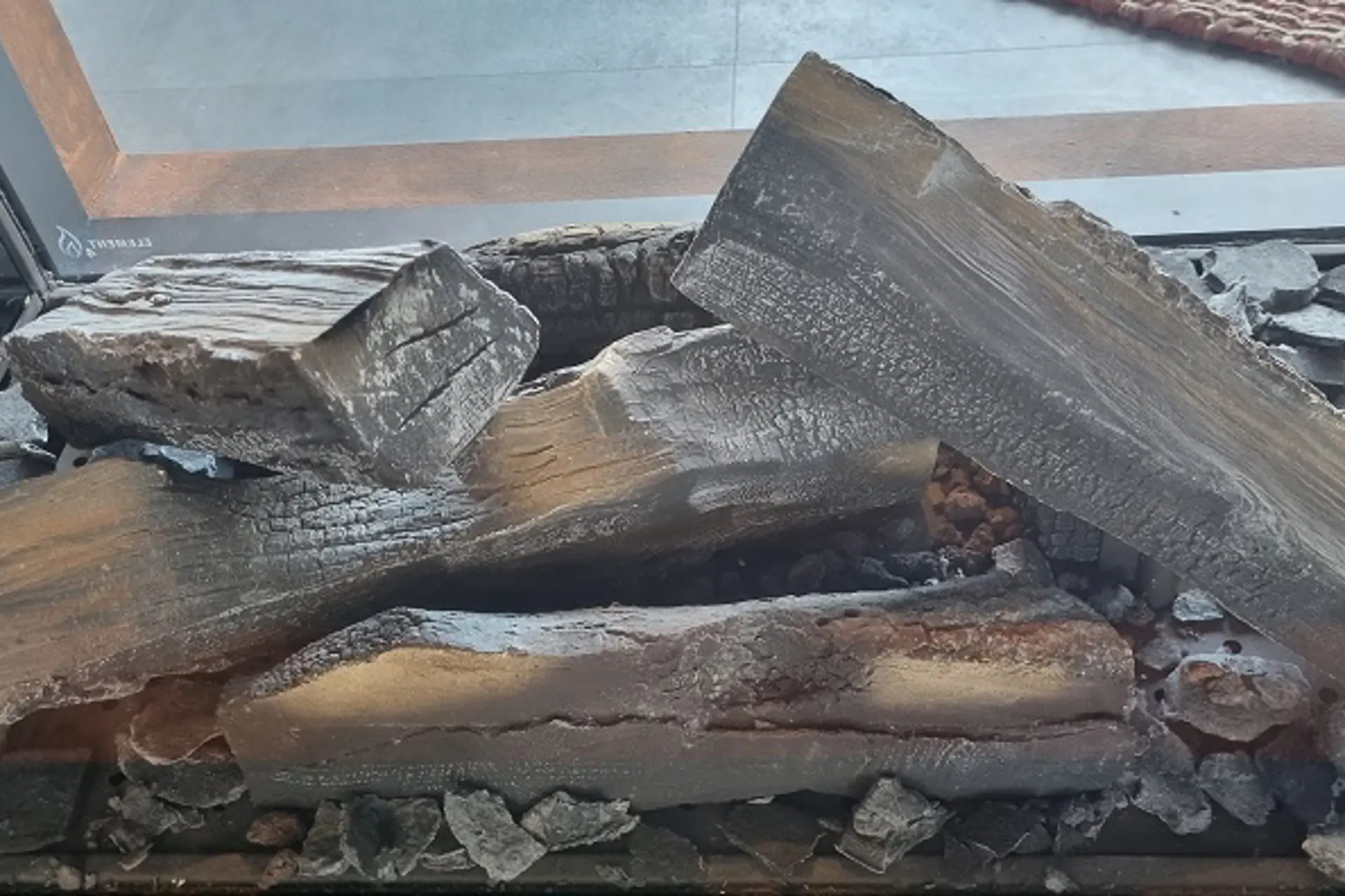 Houtset_donker_nieuw-2.jpg (3)