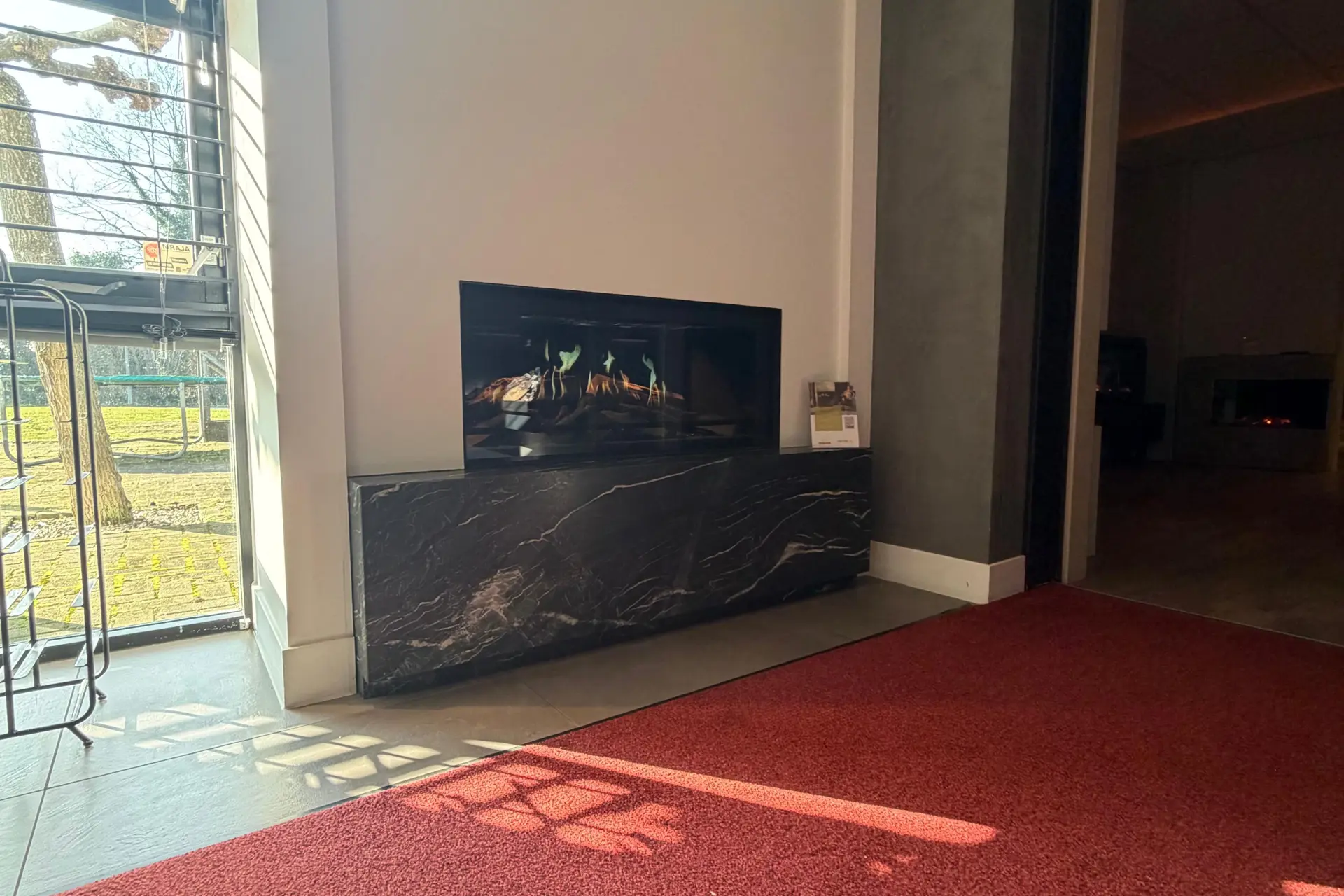 Kalfire E One 100F Show 2