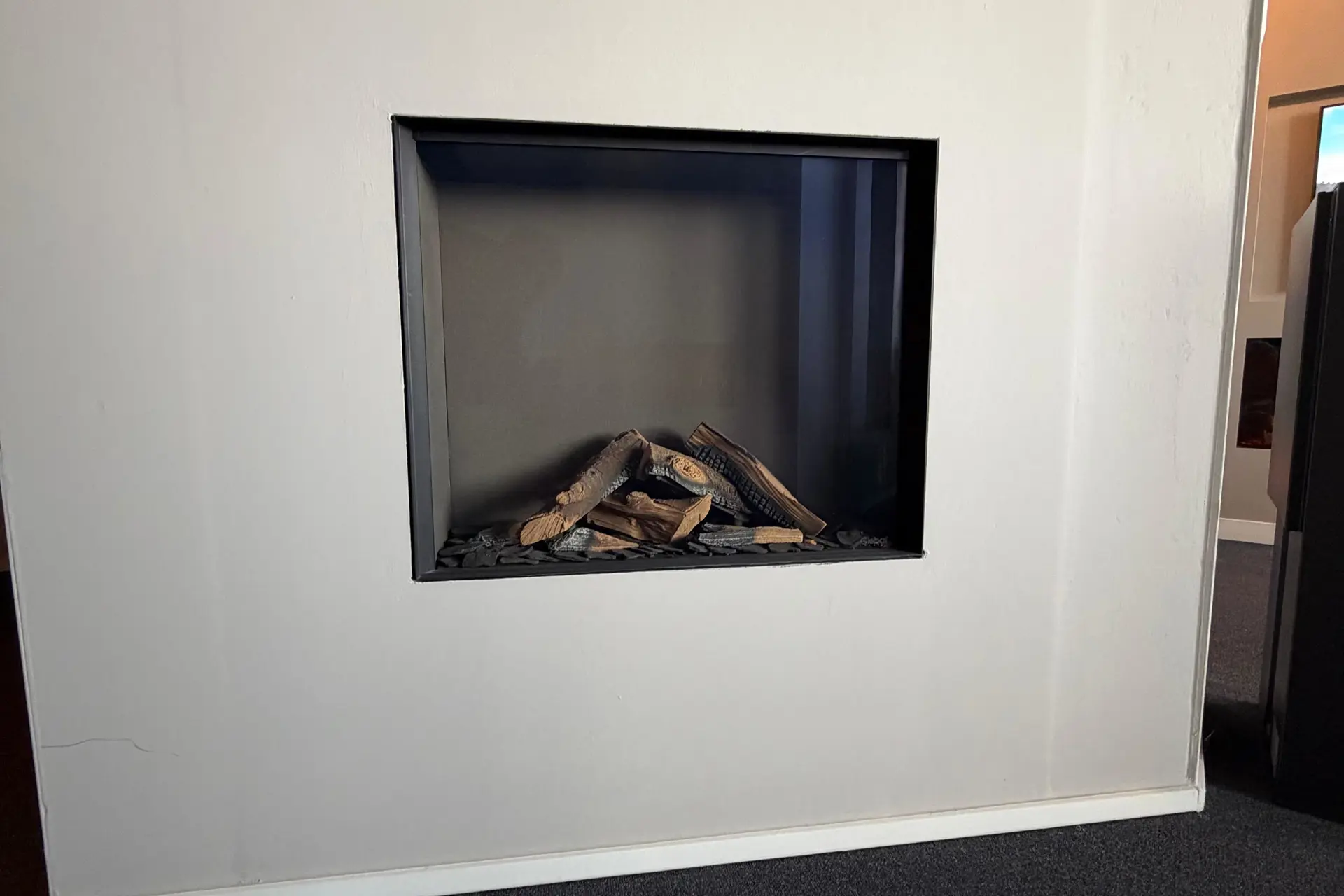 Dru Global Fires 70XT Show 1