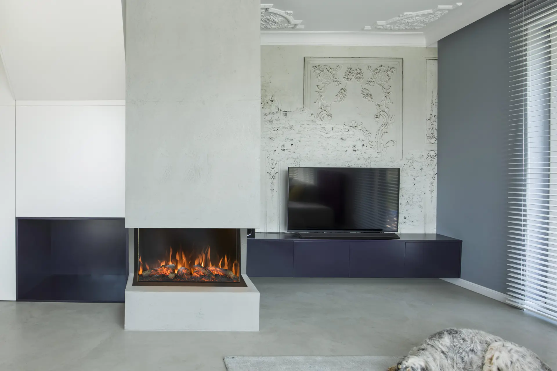 Castello built-in.jpg
